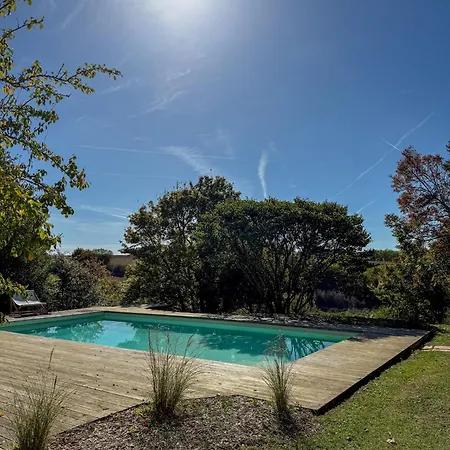 My With Swimming Pool Saint-Léonard