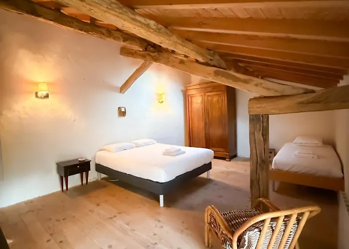 Semesterbostad My With Swimming Pool *