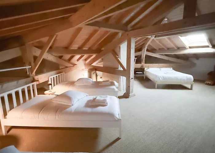 My With Swimming Pool Semesterbostad *